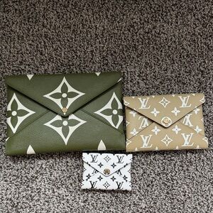 Louis Vuitton Tri-Color Envelope Clutch Set - Olive, Beige, White